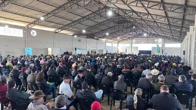 Sicredi Grandes Lagos PR/SP reúne cerca de 750 produtores rurais na 2ª edição do Sicredi Agro em Laranjeiras do Sul